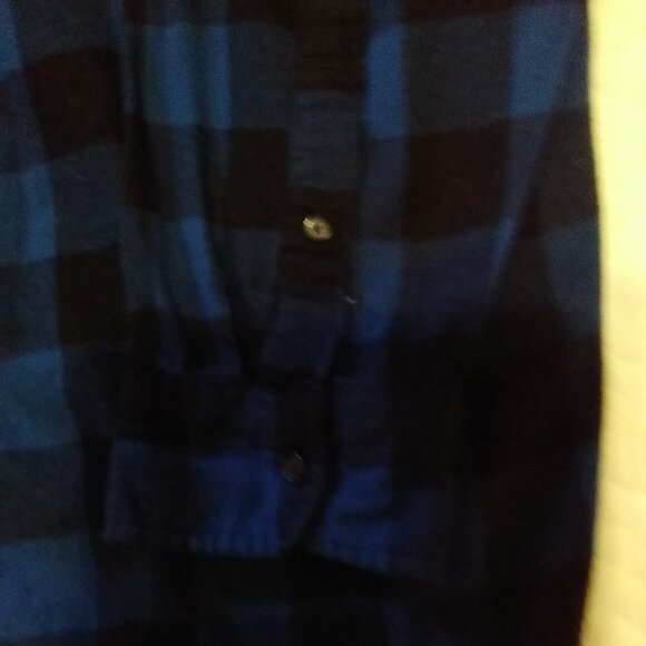 St. John's Bay Men's Blue Checked Flannel Shirt. Size 2XLT .Long Sleeved. NWOT - Picture 2 of 8